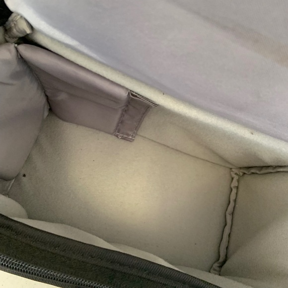 Sony Soft Case Small Camera Travel Carrying Bag in Black - Picture 9 of 15